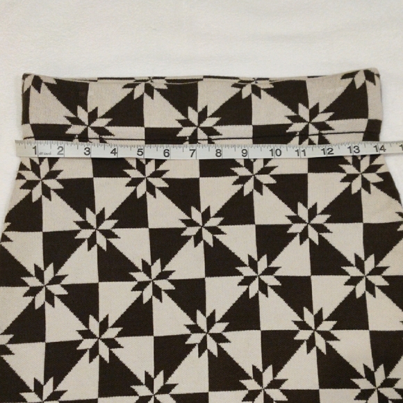 RHODE Black & White Geometric Midi Skirt - Picture 7 of 13
